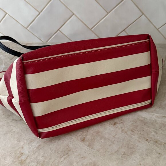 Kate Spade pink & white tote - Picture 4 of 4